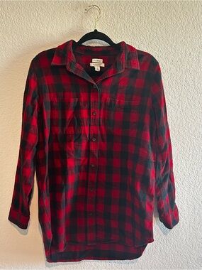 LL Bean Red Black Buffalo Plaid Flannel Medium ButtonUp Shirt Relaxed Fit 508276